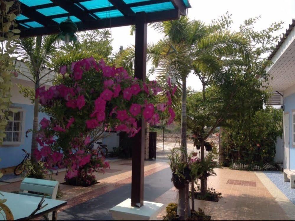 Baan Lom Talay Hotel Hua Hin Exterior foto